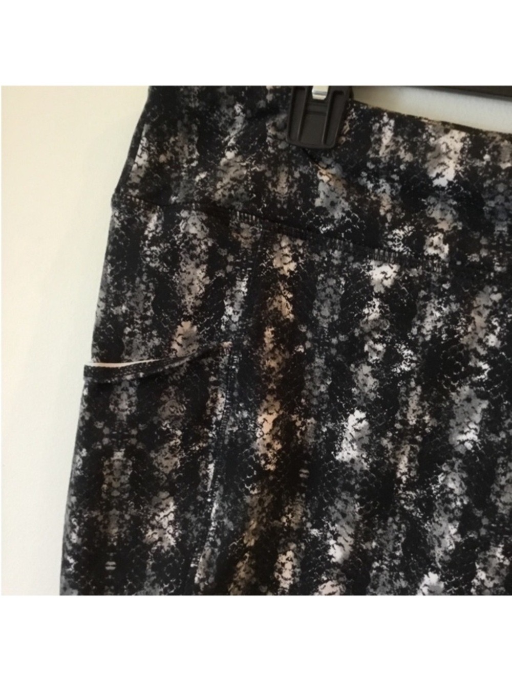 MTA Sport 3X Black White & Gray Printed Bike Shorts Athletic Stretch Pockets - Picture 5 of 10